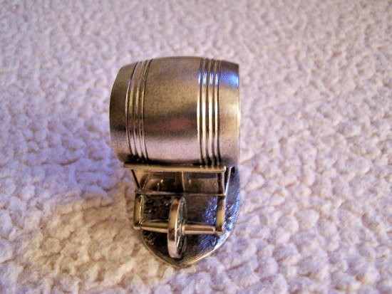 ANTIQUE JAMES W. TUFTS SILVERPLATED NAPKING RING 