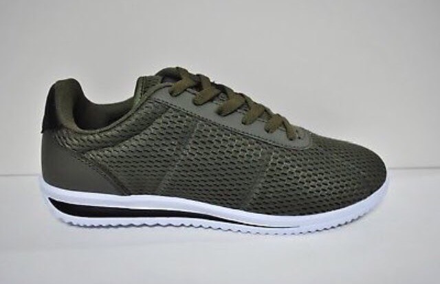 Men's sports trainers clearance joblot wholesale UK 6 to UK 11 Men's sports trainers clearance joblot wholesale UK 6 to UK 11