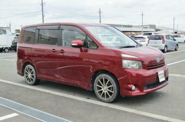 Toyota voxy 2007
