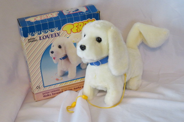 Vint.-New LOVELY TERRY Leach Control Battery operated Toy Plush Dog China-WORKS!