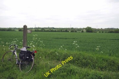 Photo 6x4 Carlton Corsa by the Footpath to Horsman Side Horseman Side Not c2015