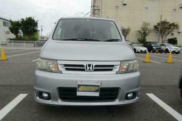 Honda stepwgn rf7