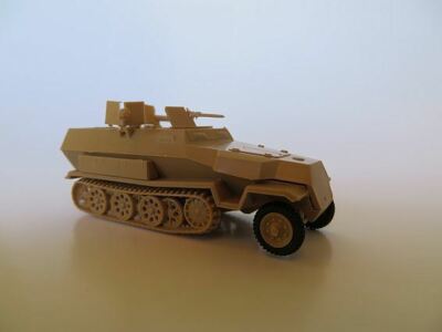 Sd.Kfz.251/16 Ausf.C Flamethrower Half Track Trident 90393 New 1/87 Scale Kit Un