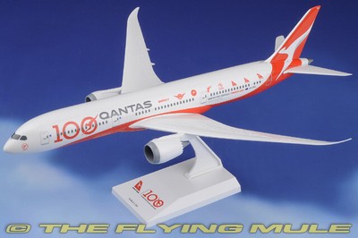 Skymarks 1:200 787-9 Dreamliner Qantas Airways VH-ZNJ