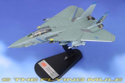 Hobby Master 1:72 F-14B Tomcat USN VF-143 Pukin Dogs AG100