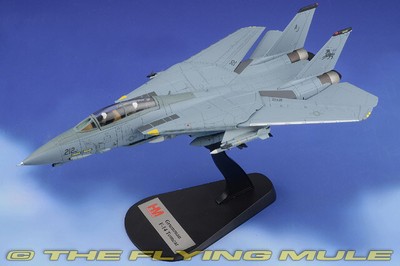 Hobby Master 1:72 F-14D Tomcat USN VF-213 Blacklions AJ212