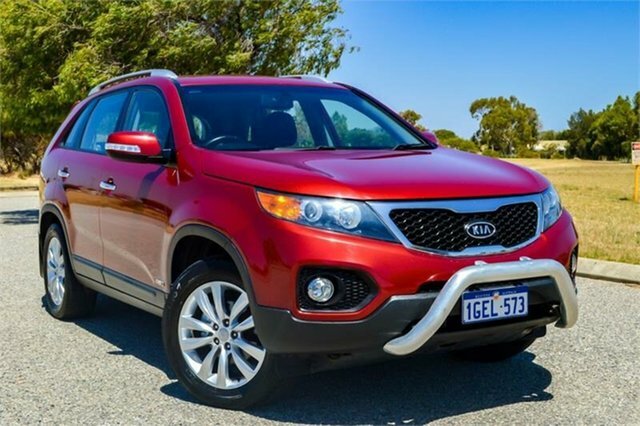 Kia sorento red