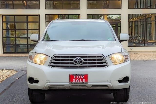 Owner 2010 Toyota Highlander 4WD V6, 035475 at AlphaCars & Motorcycles (Acton)