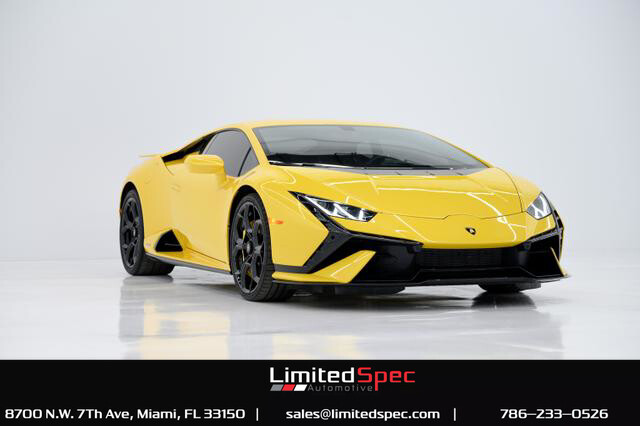 2023 Lamborghini Huracan, Yellow with 2,972 Miles available now!