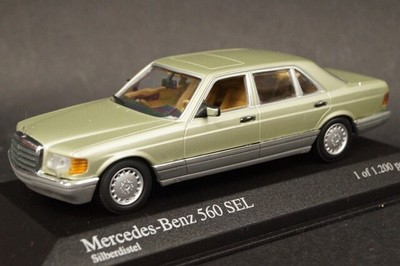 1:43 Mercedes Benz 560 SEL 1989 Light Green Metallic