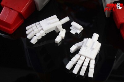 KP-09W Posable Hands Set for Transformers Masterpiece MP-24 Star Saber White Ver