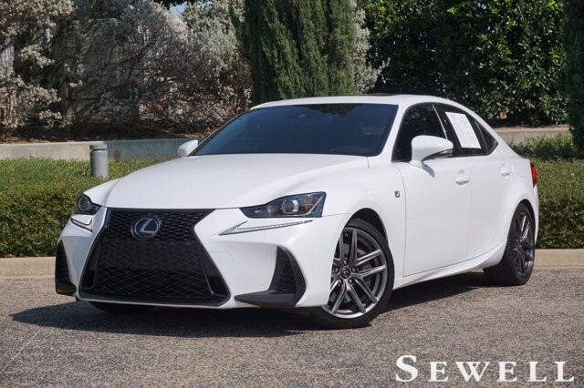 Lexus 200 t