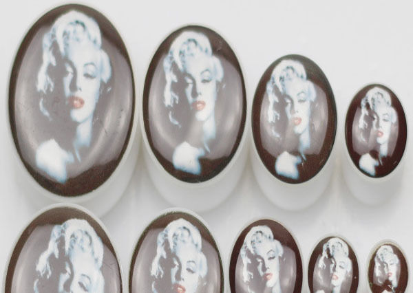 Бижутерия модная акриловая Baby Phat