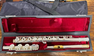 Gemeinhardt 3B Solid Silver Open Hole B Foot Flute w/ Plugs