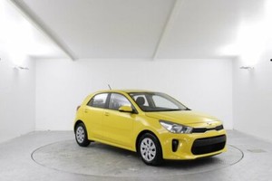 Kia rio yellow