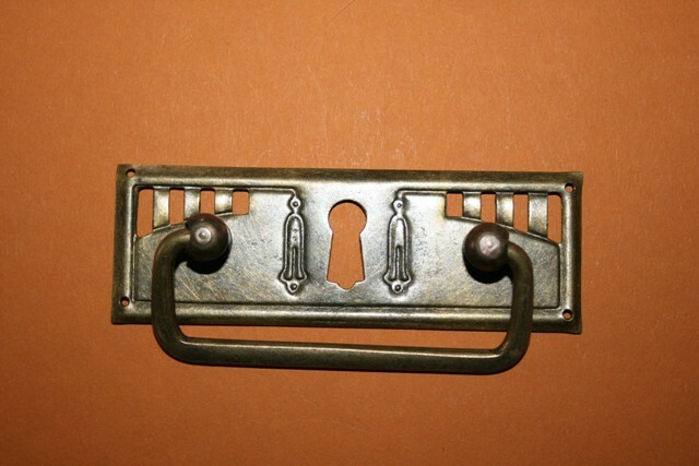 Beschlag / Beschläge Griff mit Schlüsselloch S3-0211