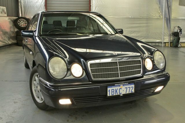 Мерседес e240 1998