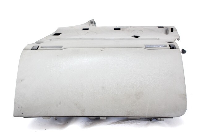 4f1857035bb Tiroir Rangement Tableau De Bord CÃ´TÃ© Droite Audi A6 Sw 2.7 D 132kw