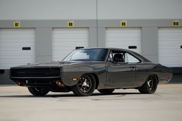 Owner 1970 Dodge Charger Full Carbon Fiber Custom 6.2L Hellcrate Restomod 320 Miles Fu