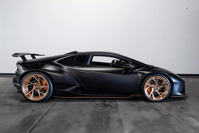 Owner 2015 Lamborghini Huracan LP 610-4 Coupe 2D