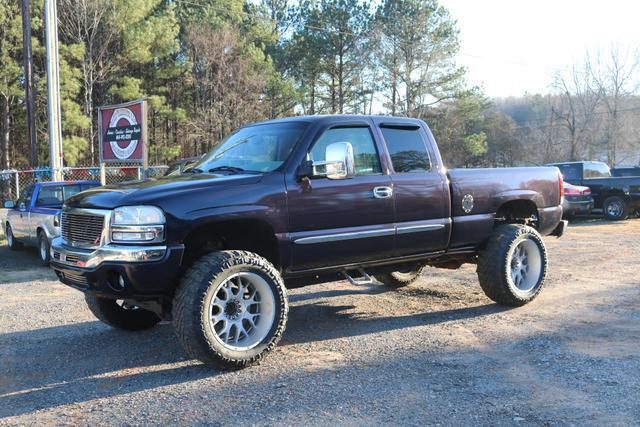 2003 GMC Sierra 1500 Extended Cab Pickup 4D 6 1/2 ft