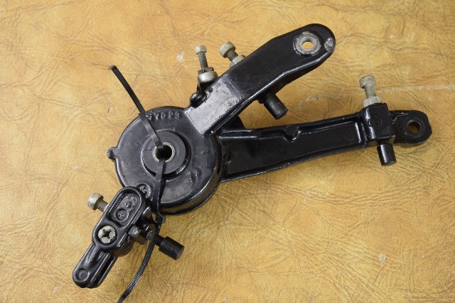 Mercury Outboard Spark Advance Lever Throttle Linkage 77031A2 74402 77023