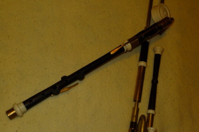 Martin Crossin Uilleann Pipes Half Set in D African Blackwood & Brass + MORE