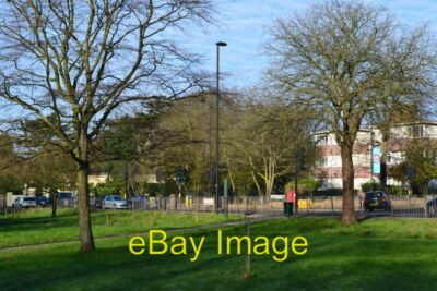 Photo 6x4 Northeastern corner of Streatham Common  c2016