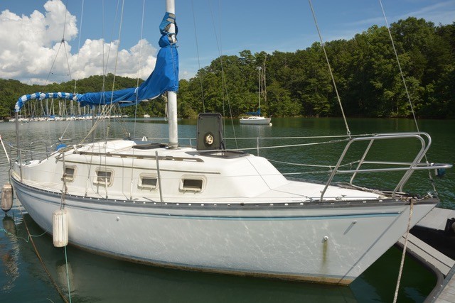 1982 Hunter 27' Sailboat - South Carolina