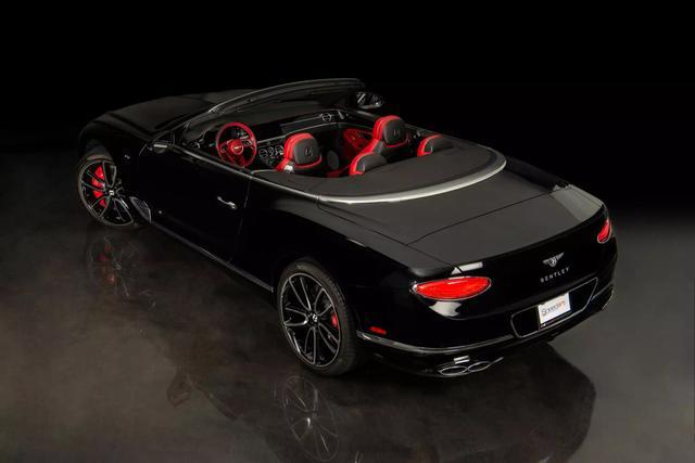 2022 Bentley Continental GT GT V8 Convertible 2D