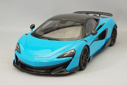 自動車 AUTOart McLAREN F1signature 76003 1/18 1/18 AUTOart McLaren F1 - PLATINUM SILVER / METALLIC GREY