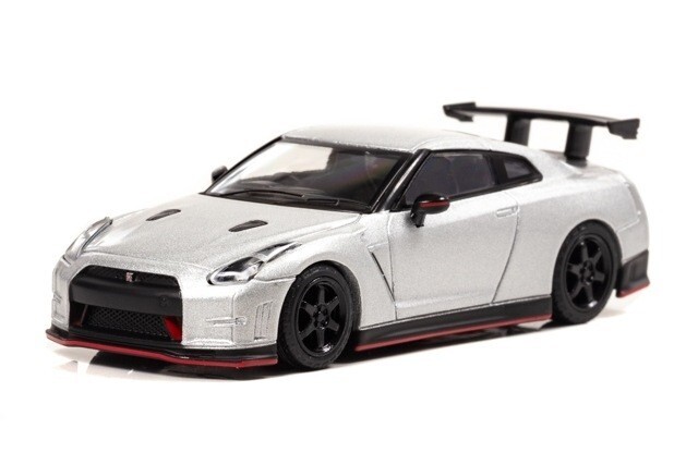 CAR-NEL NISSAN GT-R NISMO gt3 ホワイト999台限定 Amazon.com: Truescale Miniatures GT-R GT3 White w/Silver Top