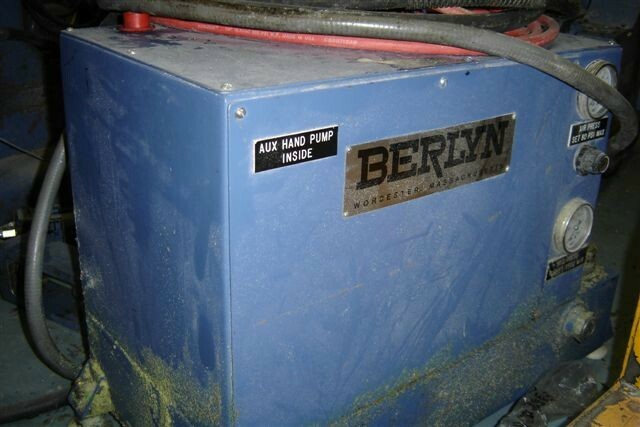 Berlyn 2.5? continuous screen changer & Zenith 5 HP melt pump