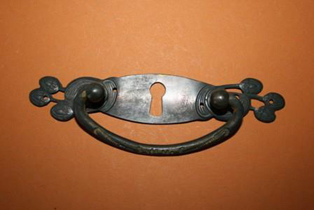 S8-0271 Griff mit Schlüsselloch