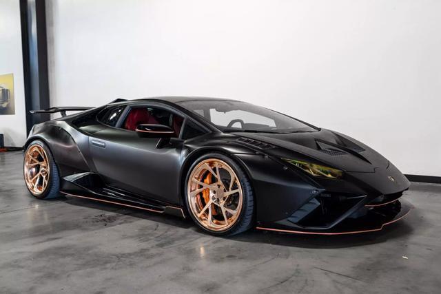 2015 Lamborghini Huracan LP 610-4 Coupe 2D