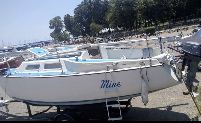 Sailboat , Trailer , Motor, Many Extras