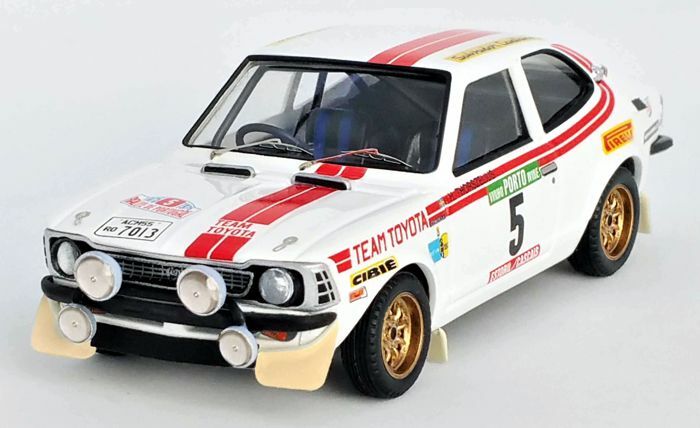 Trofeu Rral109 - Toyota Corolla Portugal 75 No.5 Waldegaard / Thorszelius 1/43 