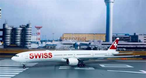 ❶BALAIR　1/400　DC-10-30　Phoenix　スイス ❶BALAIR 1/400 DC-10-30 Phoenix スイス - メルカリ