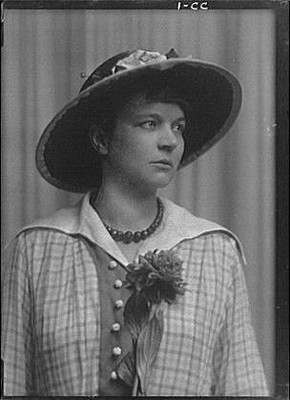 Photo:Loader,Alice,Miss,photographs,portraits,Arnold Genthe,1911 7