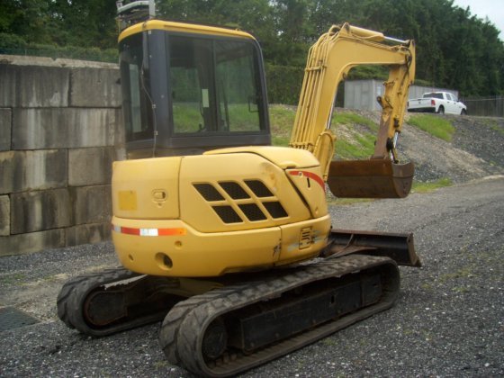 2004 NEW HOLLAND EH45 EXCAVATOR