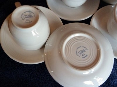 Set of 4 Fiesta Fiestaware White Cups & Saucers. Homer Laughlin