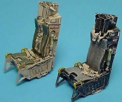 AIRES HOBBY 1/48 F15 ACES II EJECTION SEATS 4144