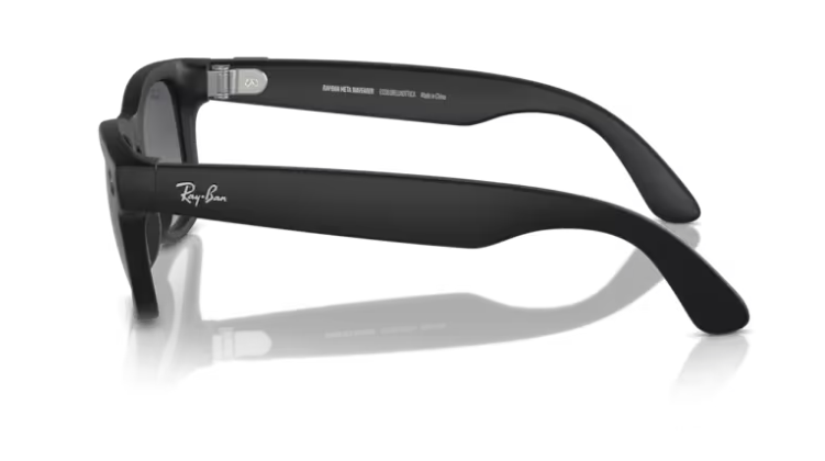 Pre-owned Ray Ban Ray-ban Meta Wayfarer Smart Glasses Matte Black Polarized Gradient Graphite