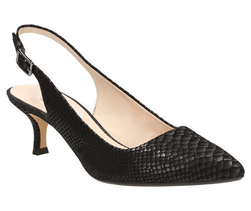 Nine West Women's Striped Sandals and Flip Flops