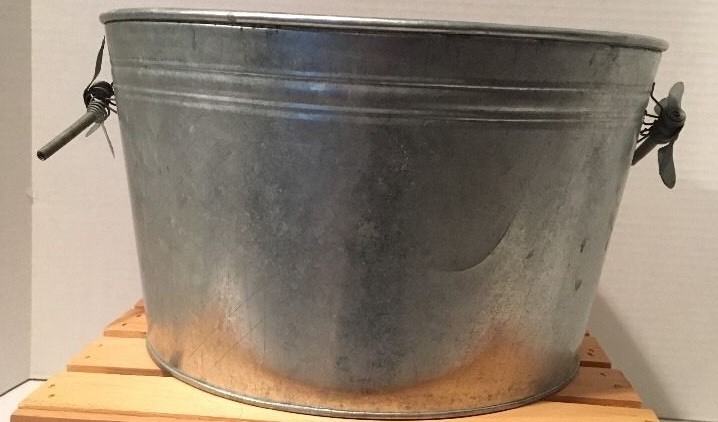 Galvanized Tub 7 1/2 x 12 With Dragon Fly On The Sides