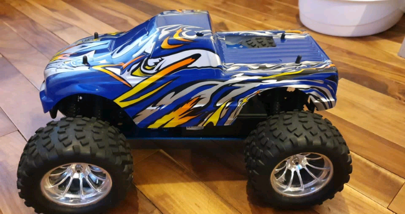 bug crusher nitro rc truck