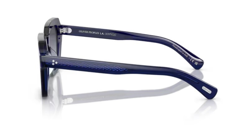 Pre-owned Oliver Peoples 0ov5526su Kienna 156611 Denim/pacific 51mm Women's Sunglasses In Pacific Gradient