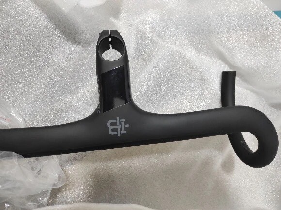 HOT!2022 New Paint Carbon Road Handlebar Super Light Integrated Handlebar 90/440