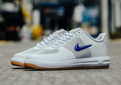air force 1 bubble gum bottom