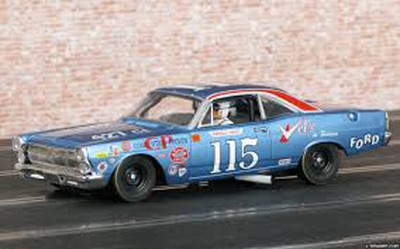 Monogram 85-4831  '67 Ford Fairlane   #115   Parnelli Jones  NIB